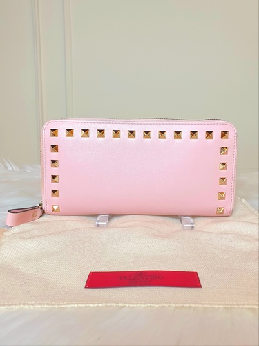 [다올 범어점] 발렌티노 락스터드 지퍼 장지갑 핑크 상태B+